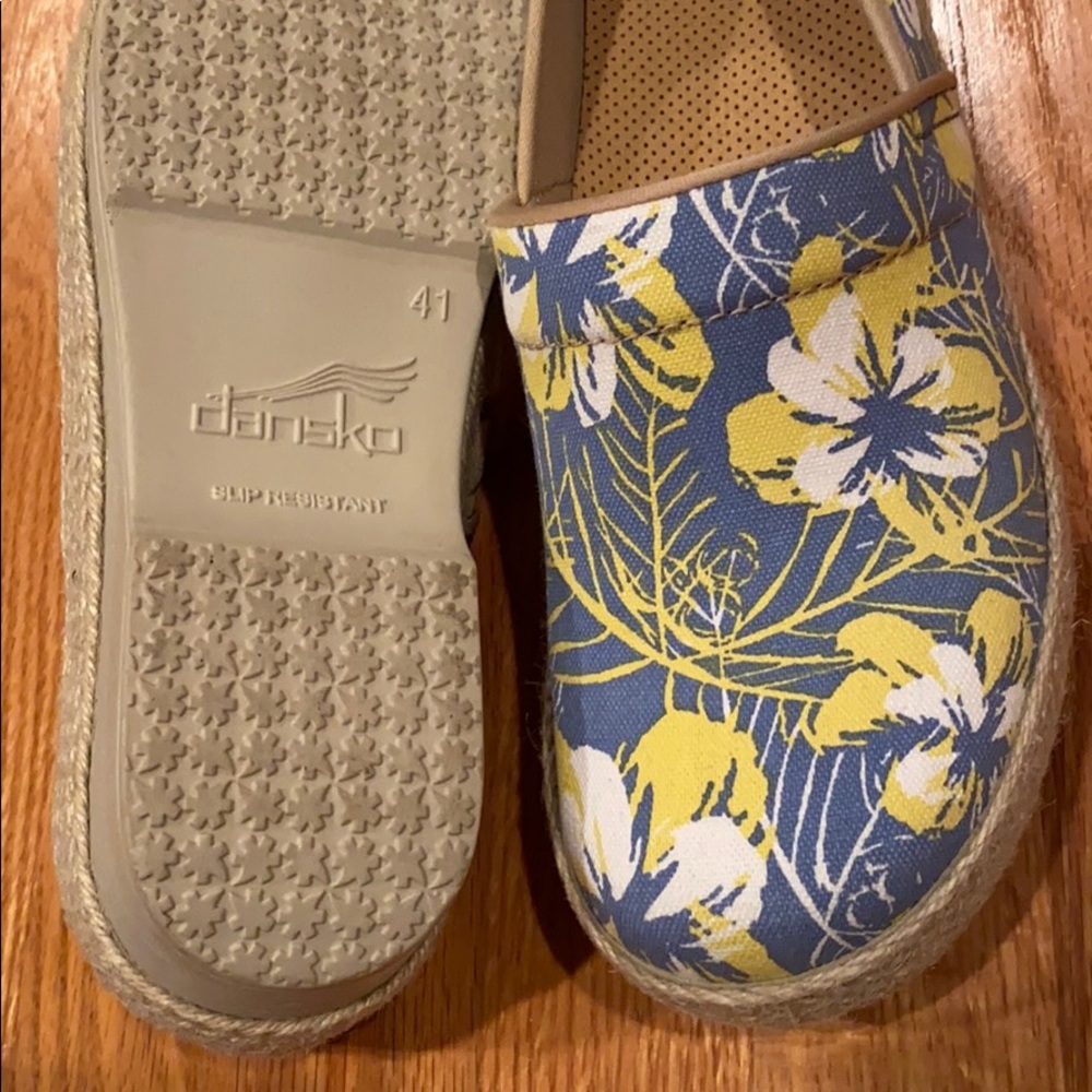 Dansko Canvas Clogs 💙💛 - Picture 3 of 4